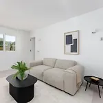Jardines 38 Beautiful Luxury Family Apartamento Marbella