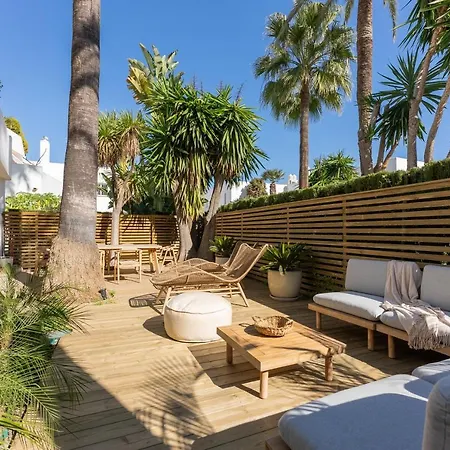 Jardines 38 Beautiful Luxury Family Apartment Marbella